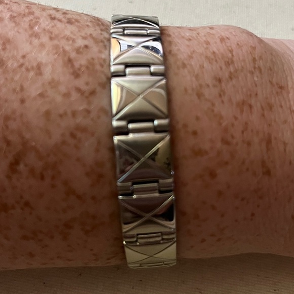 Jewelry - Title: Stainless Steel Link Bracelet – Unisex Modern Style